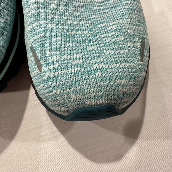 Brooks Ghost Tennis Shoes - Picture 6 of 9